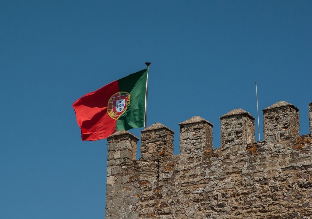 portugal, flag, ramparts-1561936.jpg