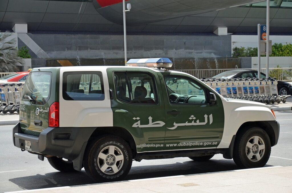 dubai, police, jeep-1147542.jpg