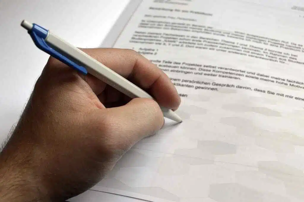 خطاب التقديم، تقديم الطلب، التقديم عبر الإنترنت